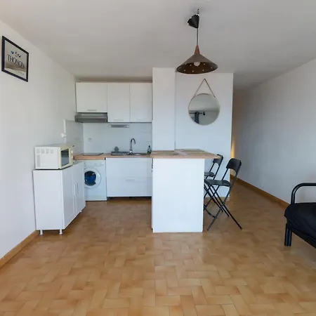 Avec Vue Sur La *